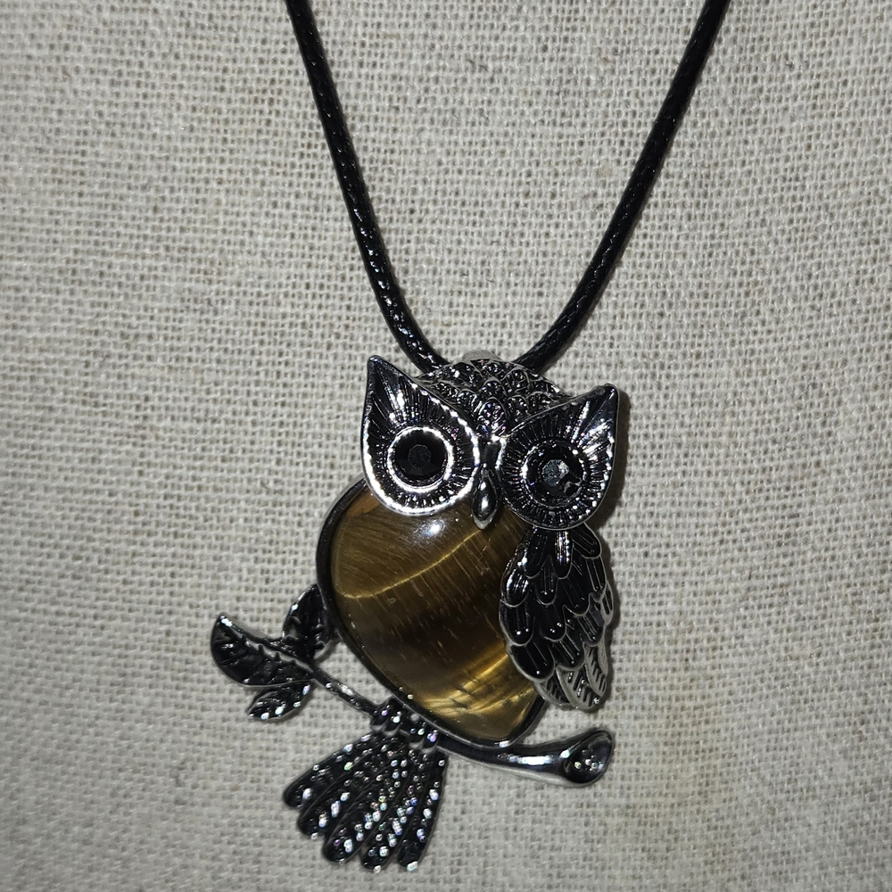 Silver and Brown Tigers Eye Owl Pendant Necklace TB75